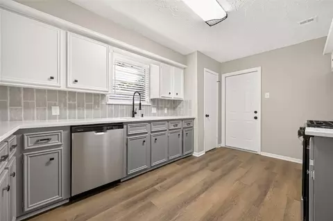 Kitchen - 23802 Spring Towne Dr, Spring, TX 77373 photo 2 of 4