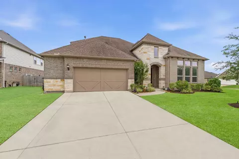 3211 Parker Dr, Pearland, TX 77584
