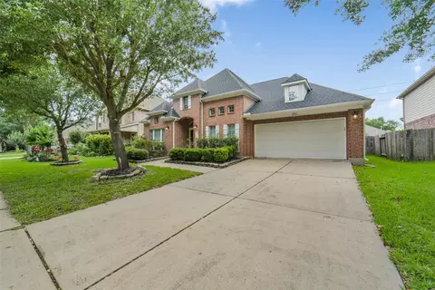 14306 Grace Meadow Ln, Sugar Land, TX 77498