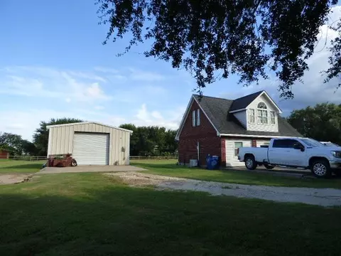 6211 Eagle Dr, Rosenberg, TX 77471 photo 1