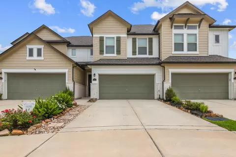 7305 Hinsdale Dr, Pasadena, TX 77505