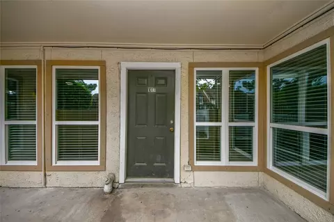 781 Country Place Dr #1017, Houston, TX 77079