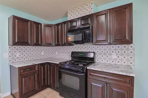 Kitchen - 19743 Adelaide Meadows Dr, Katy, TX 77449 photo 2 of 4