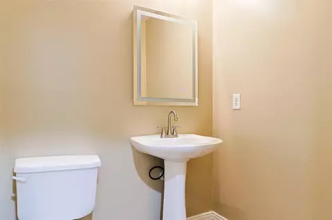 Bath - 19743 Adelaide Meadows Dr, Katy, TX 77449 photo 1 of 4