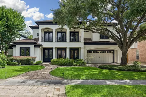 4817 Linden St, Bellaire, TX 77401
