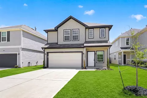 Exterior - 13758 Goldeye Dr, Conroe, TX 77384 photo 4 of 10