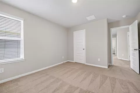 Bedroom - 13758 Goldeye Dr, Conroe, TX 77384 photo 14 of 16