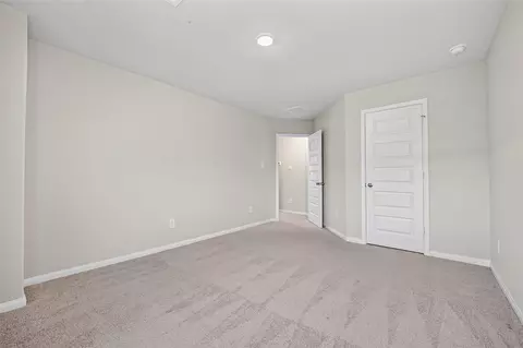 Bedroom - 13758 Goldeye Dr, Conroe, TX 77384 photo 11 of 16