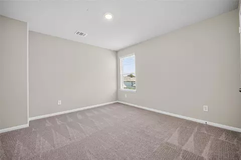 Bedroom - 13758 Goldeye Dr, Conroe, TX 77384 photo 13 of 16