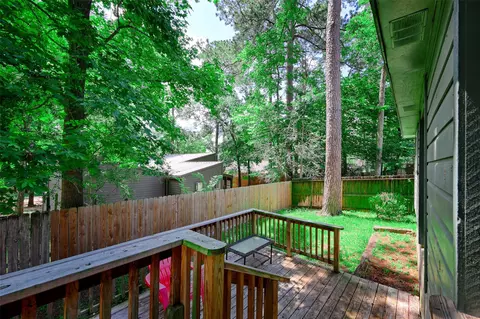 Exterior - 147 Thunderbird Dr, Conroe, TX 77304 photo 5 of 7