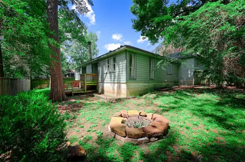 Exterior - 147 Thunderbird Dr, Conroe, TX 77304 photo 7 of 7