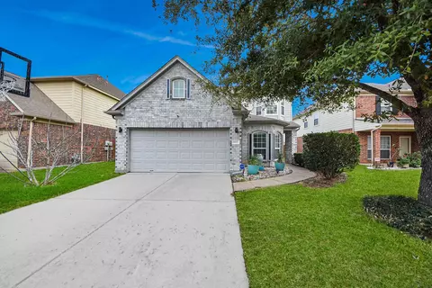 8802 Leadore Dr, Houston, TX 77040