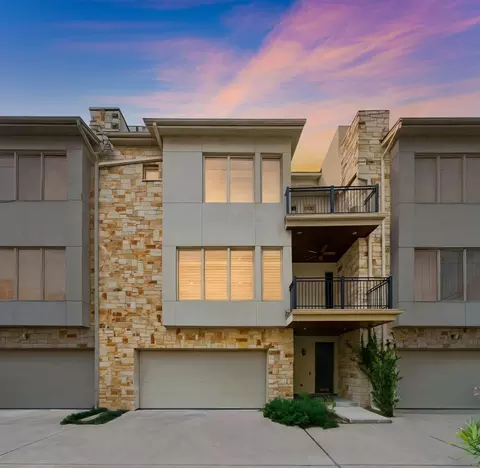 4915 Chenevert St, Houston, TX 77004