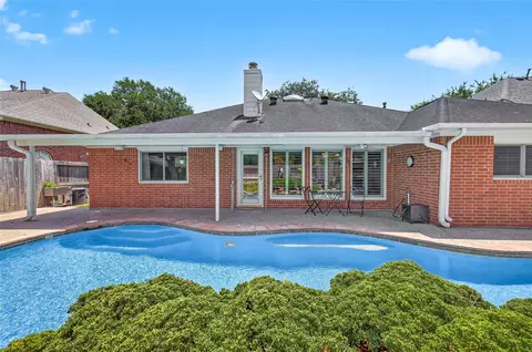 4027 Harwood Dr, Sugar Land, TX 77479
