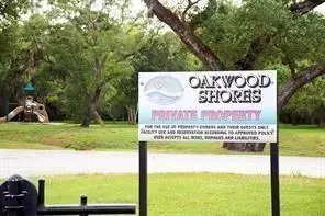 32203 Amberjack Dr, Richwood, TX 77515