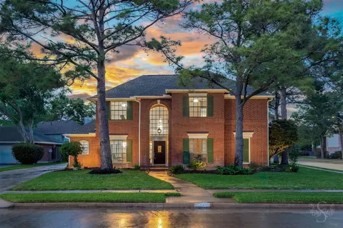 7523 Highland Farms Rd, Houston, TX 77095