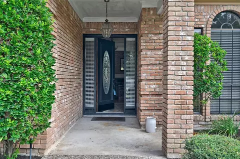 Entry Way - 6018 Spring Creek Ln, Spring, TX 77379 photo 1 of 5