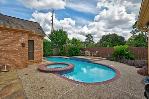 Exterior - 6018 Spring Creek Ln, Spring, TX 77379 photo 3 of 10