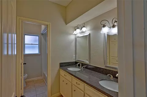 Bath - 6018 Spring Creek Ln, Spring, TX 77379 photo 1 of 6