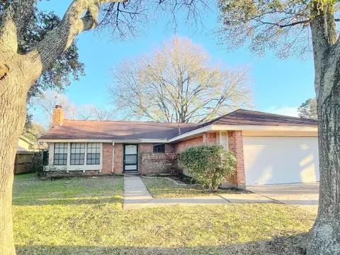 11931 Hedgegate Dr, Houston, TX 77065