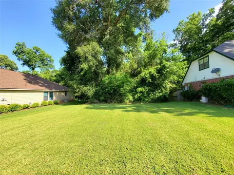4832 Moonlight Dr, Willis, TX 77318 photo 4