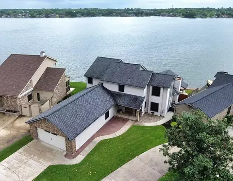 12618 Pelican Blvd, Willis, TX 77318