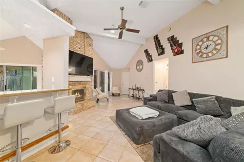 Living - 3315 Haydee Rd, Spring, TX 77388 photo 1 of 2