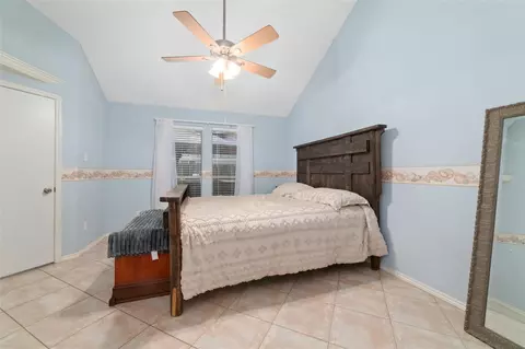 Bedroom - 3315 Haydee Rd, Spring, TX 77388 photo 2 of 4