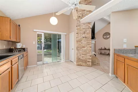 Entry Way - 3315 Haydee Rd, Spring, TX 77388 photo 3 of 3