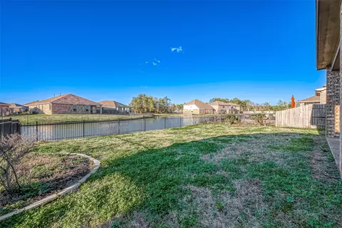 Exterior - 3795 Lake Bend Shore Dr, Spring, TX 77386 photo 4 of 4