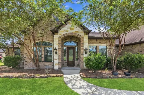 18840 Serene Water Dr, Montgomery, TX 77356
