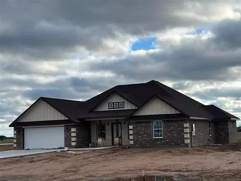 489 Angus Trl, Angleton, TX 77515 photo 1