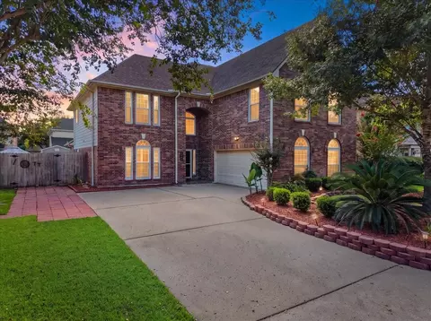 1006 Chesterwood Dr, Pearland, TX 77581