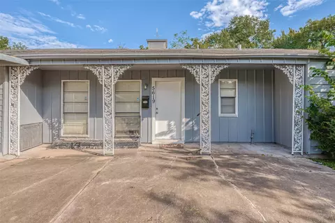 5619 Willow Glen Dr, Houston, TX 77033
