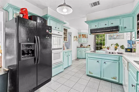 Kitchen - 17607 Cassina Dr, Spring, TX 77388 photo 4 of 4