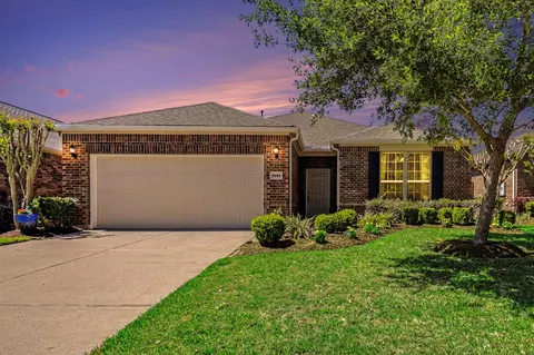 1542 Tuscan Village Dr, League City, TX 77573