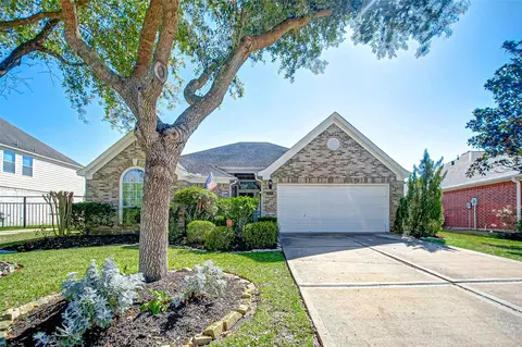 2223 Ridgefield Park Ln, Richmond, TX 77469
