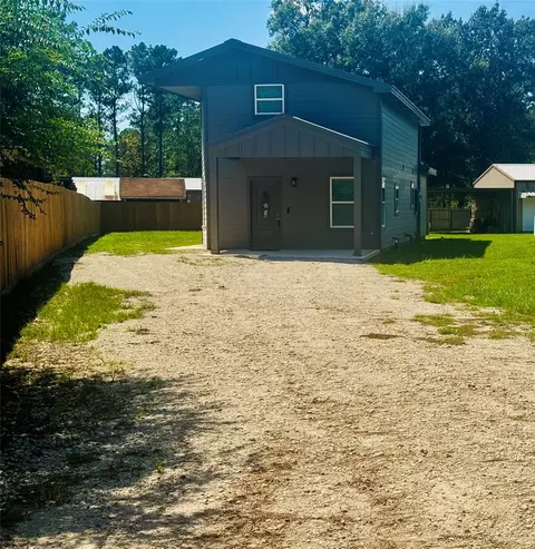 268 Sunrise Dr, Livingston, TX 77351