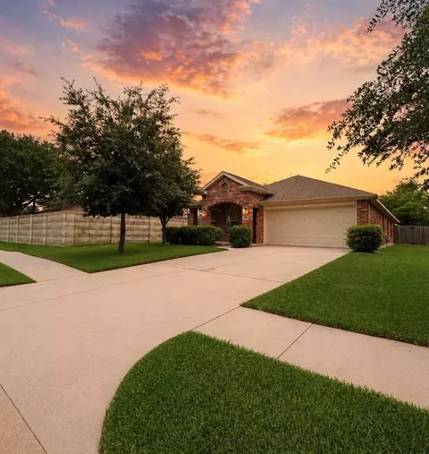 16630 Whitaker Creek Dr, Houston, TX 77095