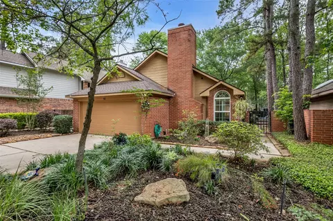 61 N Rushwing Cir, The Woodlands, TX 77381
