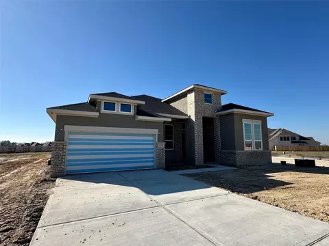 802 Vizsla Ct, Montgomery, TX 77316