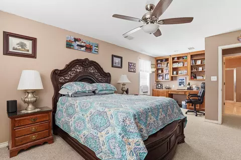 Bedroom - 281 Broadmoor Dr, Trinity, TX 75862 photo 2 of 3