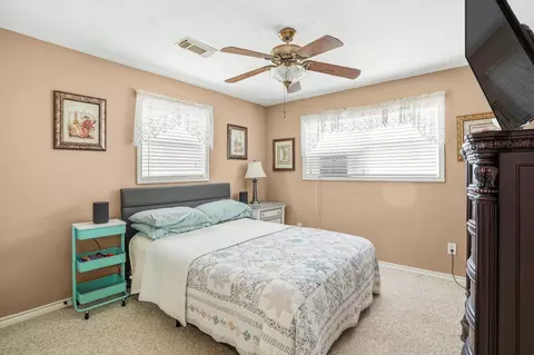 Bedroom - 281 Broadmoor Dr, Trinity, TX 75862 photo 3 of 3