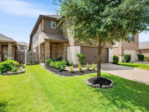 Exterior - 7123 Poppyseed Trl, Spring, TX 77379 photo 3 of 7