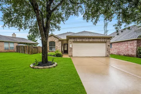 16910 Farley Pass Dr, Houston, TX 77095