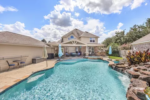 Exterior - 20606 Cypress Tree Ln, Spring, TX 77388 photo 5 of 6