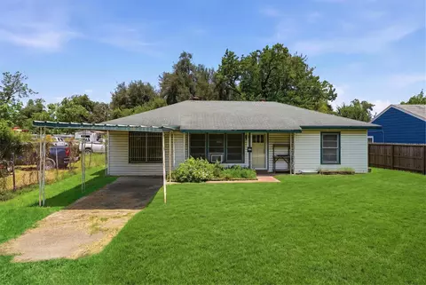 717 Bolling Ln, Houston, TX 77076
