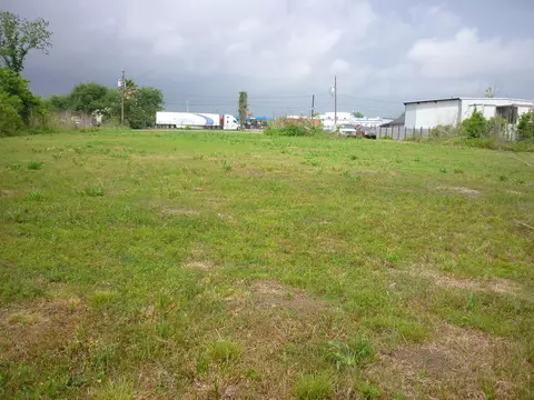 4714 W O S T Dr, Houston, TX 77013
