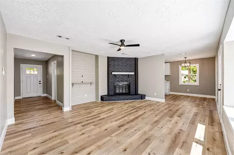 Living - 4534 Rosegate Dr, Spring, TX 77373 photo 2 of 4