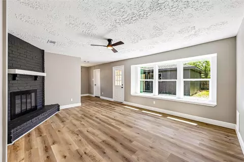 Living - 4534 Rosegate Dr, Spring, TX 77373 photo 3 of 4